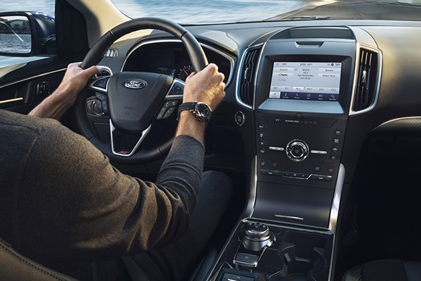 2020 Ford Edge Interior & Technology