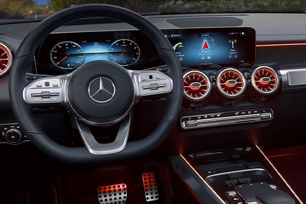 2020 Mercedes-Benz GLB 250 SUV Interior & Technology