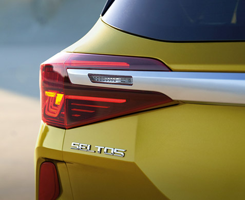 The All-New 2021 Kia Seltos The front trunk is water-resistant, washable and has a built-in drain.