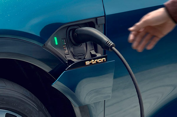 2021 Audi e-tron® charging port