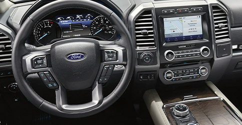 2021 Ford Expedition Platinum roomy interior