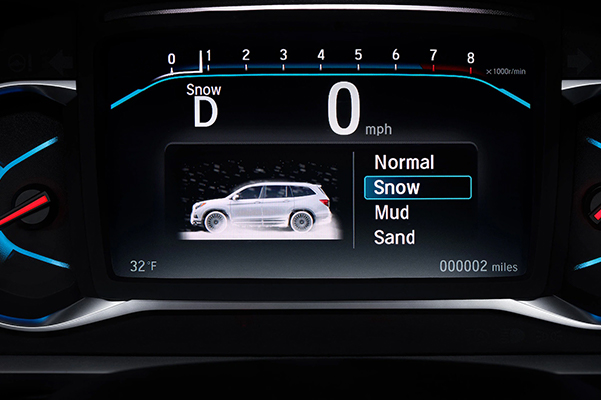 2021 Honda Pilot offers advanced controls for driving conditions: Normal, Snow Mud and Sand