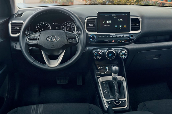 2021 Hyundai Venue interior controls