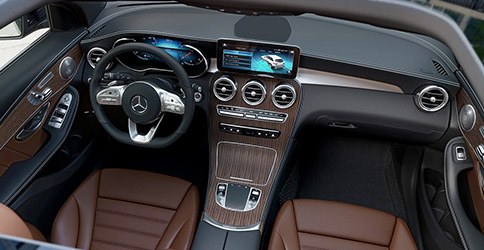 2021 Mercedes-Benz GLC Dashboard