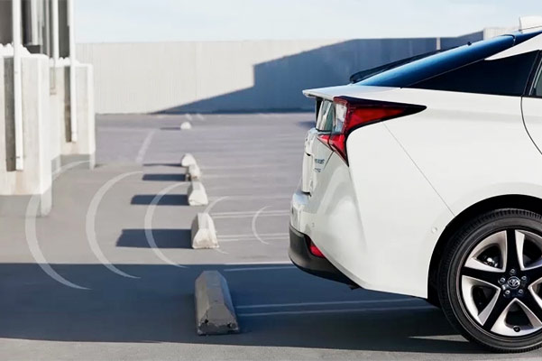 2022 Toyota Prius parking assist