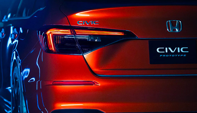 rear tail light view of the 2022 honda civic