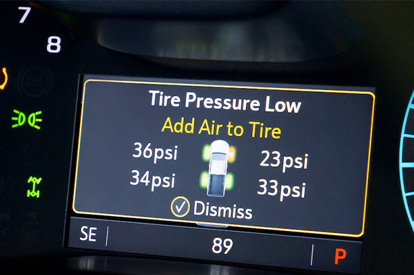 2022 GMC Canyon showing tire pressure monitor