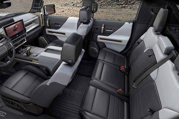 2022 HUMMER EV seats