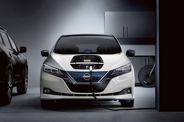 2022 Nissan LEAF