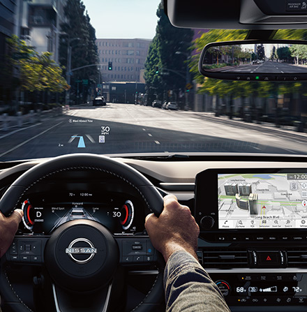 2022 Nissan Pathfinder dashboard