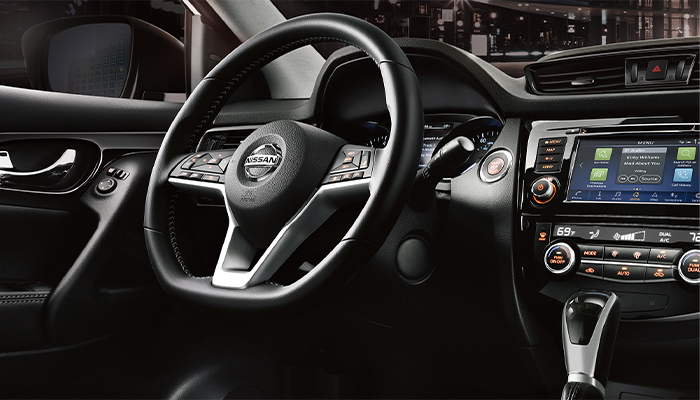 2022 Nissan Rogue Sport showing D-shaped steering wheel