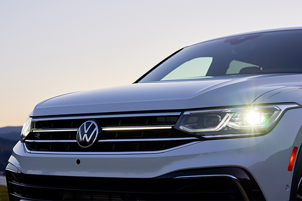 close up headlight shot of the 2022 vw tiguan