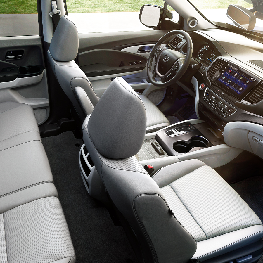 Interior passenger-side view of the 2023 Honda Ridgeline RTL-E with Gray Leather.