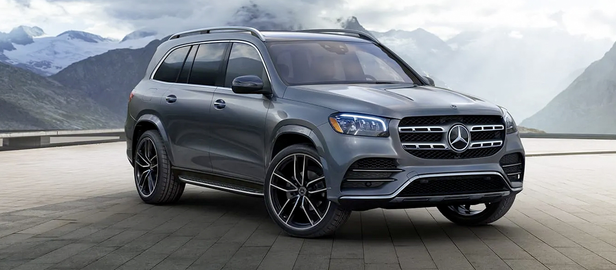 3/4 side profile of the 2023 GLS SUV