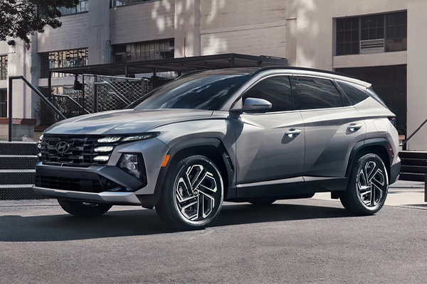 2025 Tucson Plug-in Hybrid side 3/4 profile